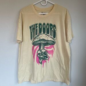 "The Doors" Concert Tour 1970 Psychedelic Mushroom Oversized Fit Girls Tee Shirt